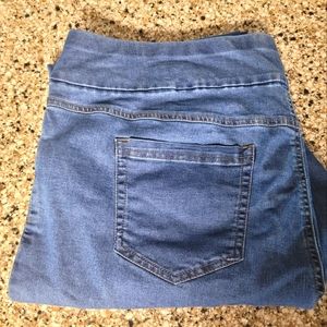 New pair of Capri length Jean leggings.